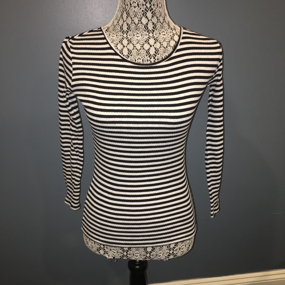 Black and white striped tee